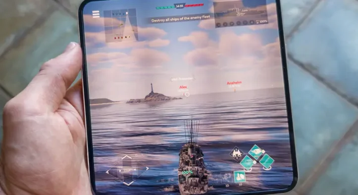 Gaming on Foldable Android Phones: A New Experience